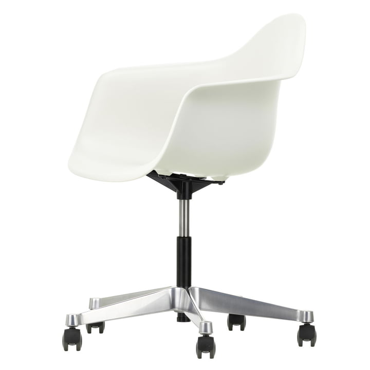 Eames Plastic Armchair PACC de Vitra en blanc