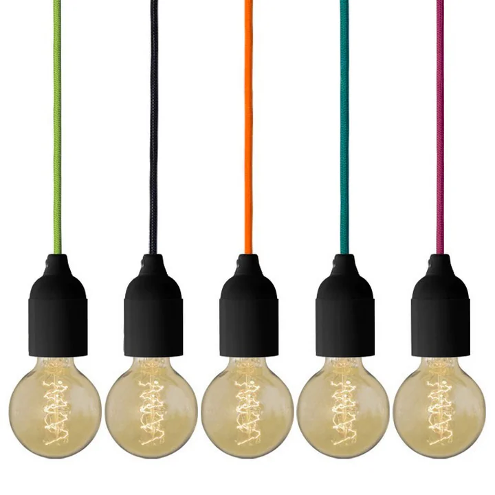 Classic Black de NUD Collection en différentes couleurs