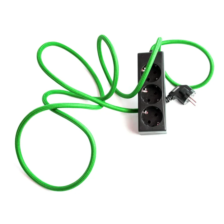 Prise de courant triple de NUD Collection