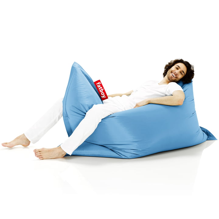 Pouf original- Situation femme sur pouf, bleu clair de Fatboy