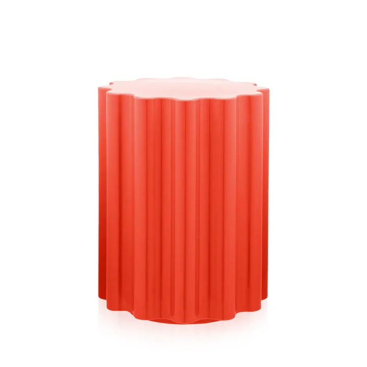 Tabouret et table d'appoint Colonna de Kartell en rouge