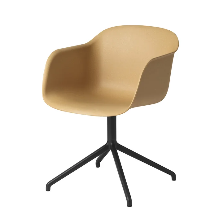 Fiber Chair Swivel Base de Muuto en noir / ocre