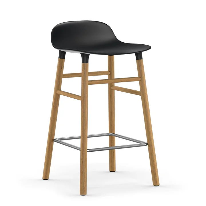 Form Tabouret de bar 65 cm, piètement chêne / noir par Normann Copenhagen