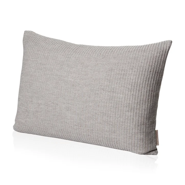 Le coussin par Aiayu de Fritz Hansen en couleur avoine