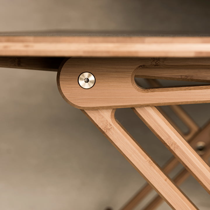 La table pliante Field de We Do Wood