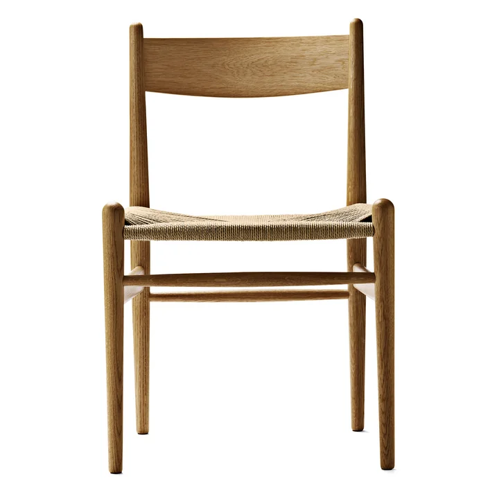 La chaise CH36, chêne huilé / tressage entrecroisé par Carl Hansen