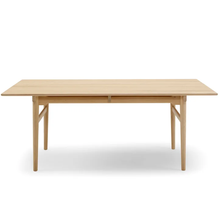 La table à manger CH327 de Carl Hansen, 190 x 95 cm, chêne savonné