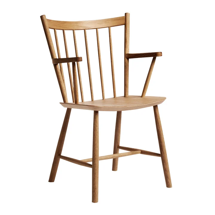 Chaise à accoudoirs J42 par HAY en chêne huilé