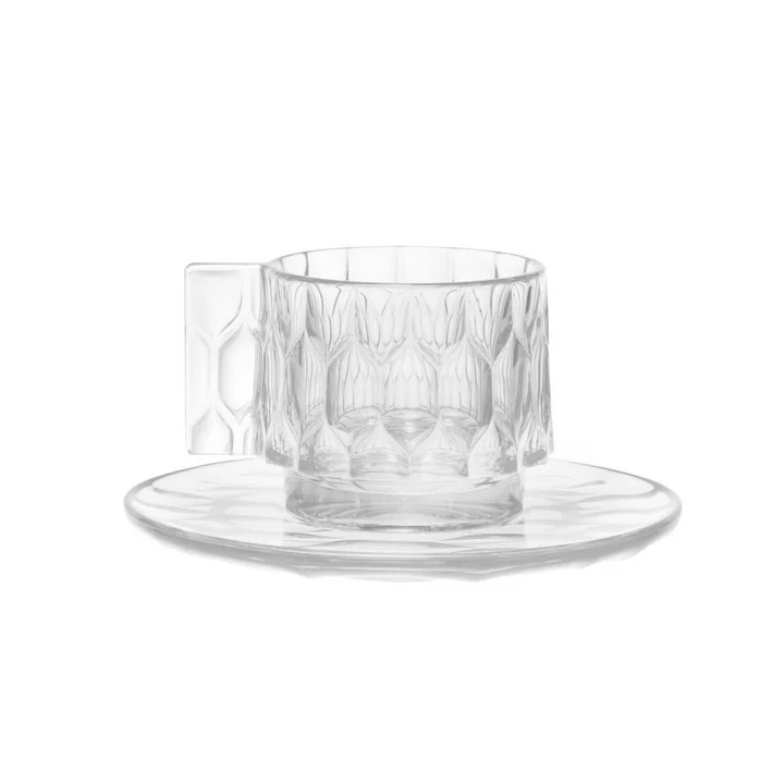 La tasse à expresso Jellies et la sous-tasse de Kartell en transparent