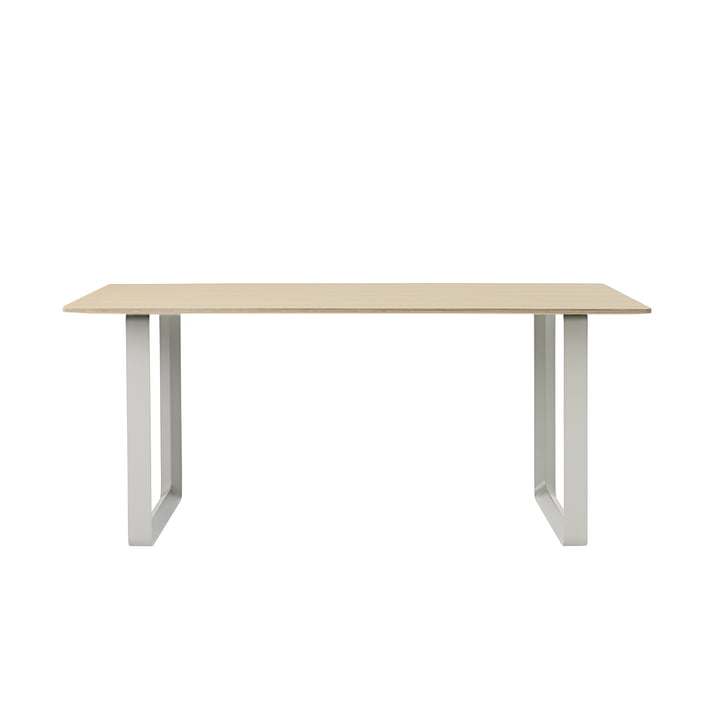 70/70 Table de salle à manger 170 x 85 cm de Muuto en chêne / gris