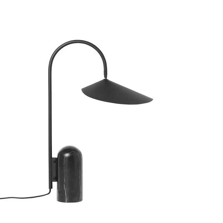 Arum lampe de table en noir par Ferm Living
