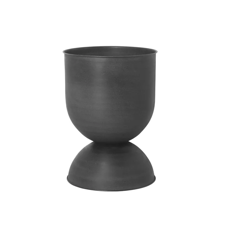 Hourglass Pot de fleurs moyen, Ø 41 x H 59 cm en noir / gris foncé de Ferm Living