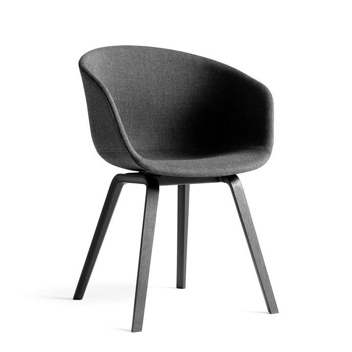 About A Chair AAC 23 de Hay en chêne teinté noir / entièrement rembourré en gris foncé (Remix 163)