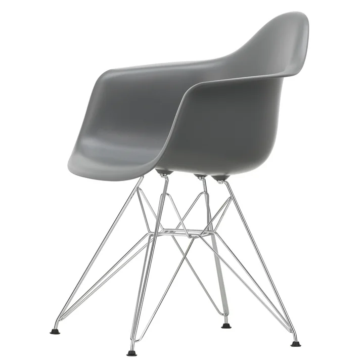 Eames Plastic Armchair DAR de Vitra en chromé / gris granit