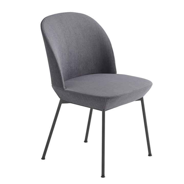 Chaise Oslo en noir anthracite / gris (Still 161) par Muuto 