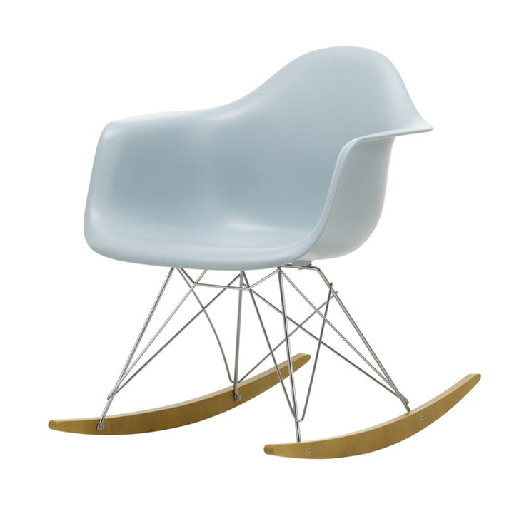 Eames Plastic Armchair RAR en érable jaunâtre / chrome / gris glacé (hauteur d'assise : 37 cm) de Vitra