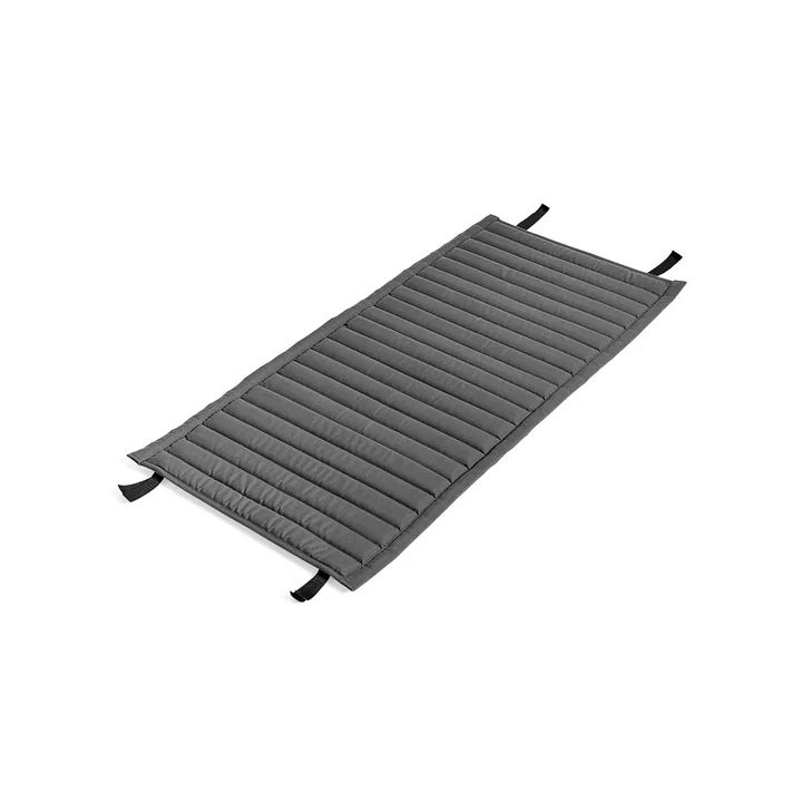 Palissade Quilted Cushion pour Dining Armchair de HAY en anthracite