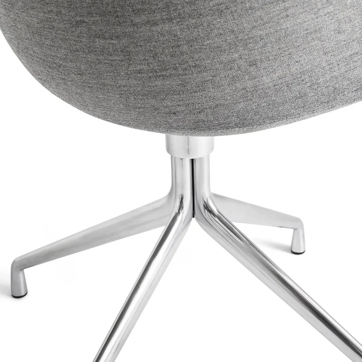 About A Chair AAC 121 de HAY - Pied en détail