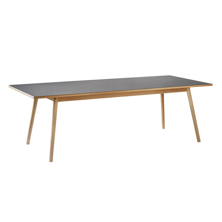 C35C Table de salle à manger, 95 x 220 cm, chêne laqué mat / linoléum noir de FDB Møbler