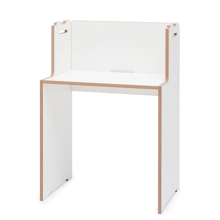 bureau de Tojo en blanc