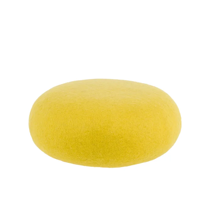 Kata Pouf Ø 38 x H 14 cm de myfelt en jaune-vert