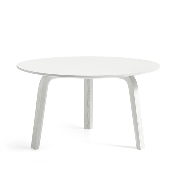 Bella Table basse Ø 60 cm / H 32 cm de HAY en chêne blanc teinté