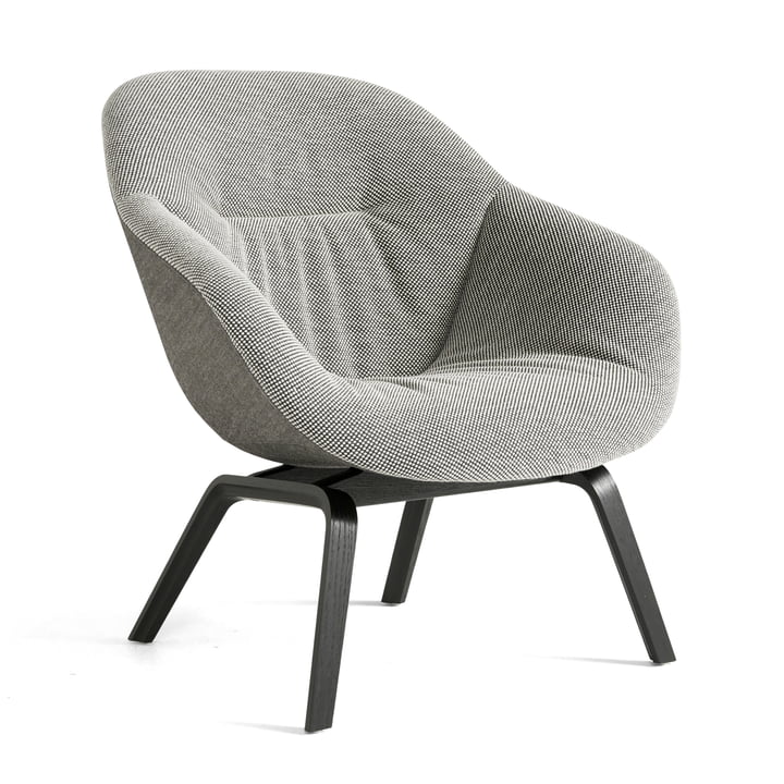 About A Lounge Chair AAL 83 Soft Duo de Hay in black / Dot 1682 02 Bianconero / Remix 152 (UE)