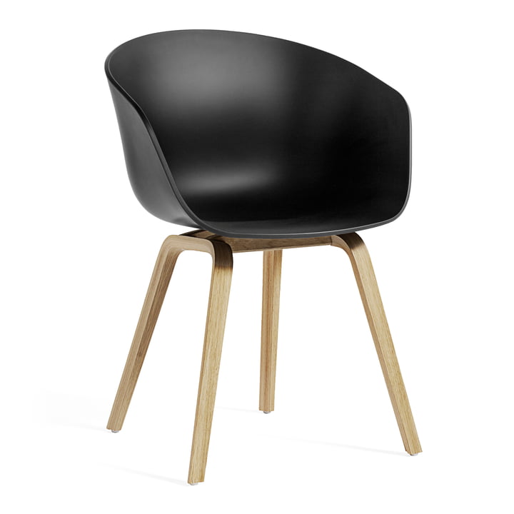About A Chair AAC 22 ECO de Hay en chêne / noir