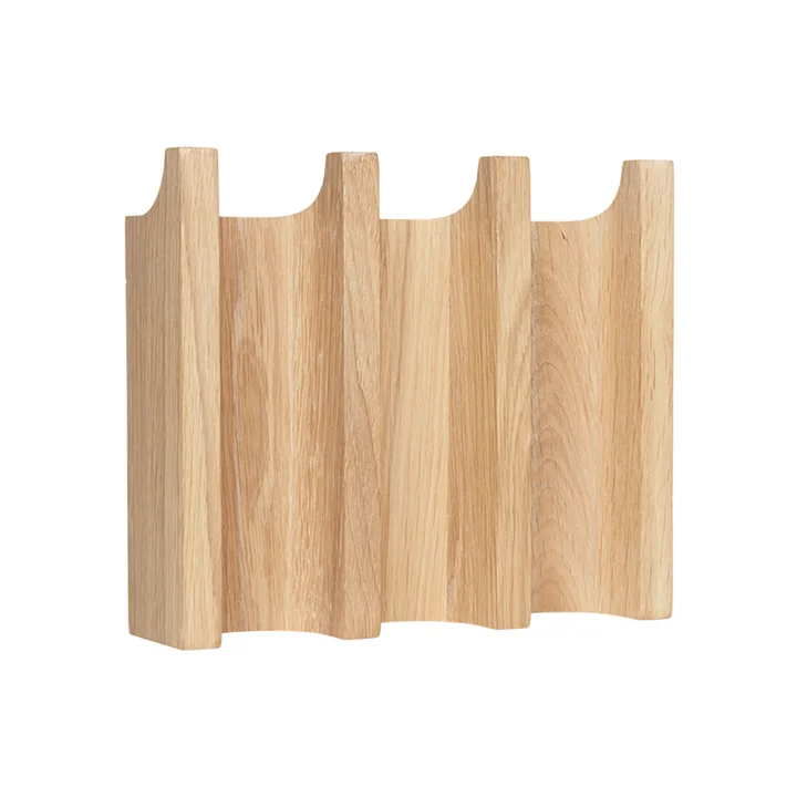 Column de Kristina Dam Studio en chêne