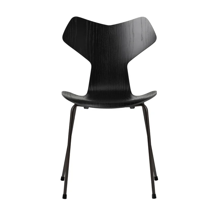 Chaise Grand Prix de Fritz Hansen en frêne teinté noir / piétement noir