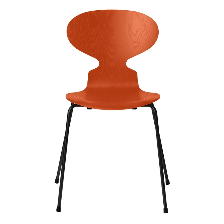 Chaise fourmi de Fritz Hansen en frêne paradise teinté orange / piètement noir