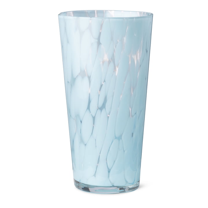 Le vase Casca de ferm Living in pale blue
