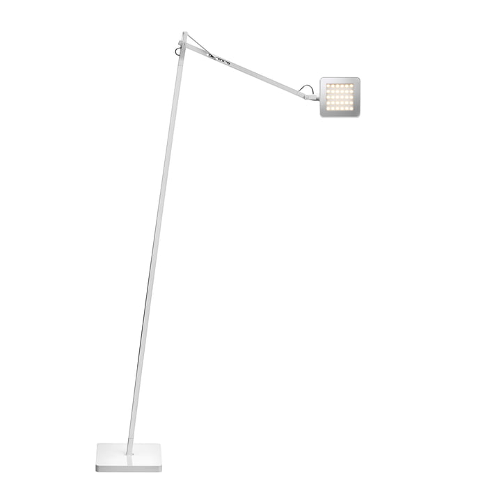 Le lampadaire Kelvin LED F de Flos en blanc