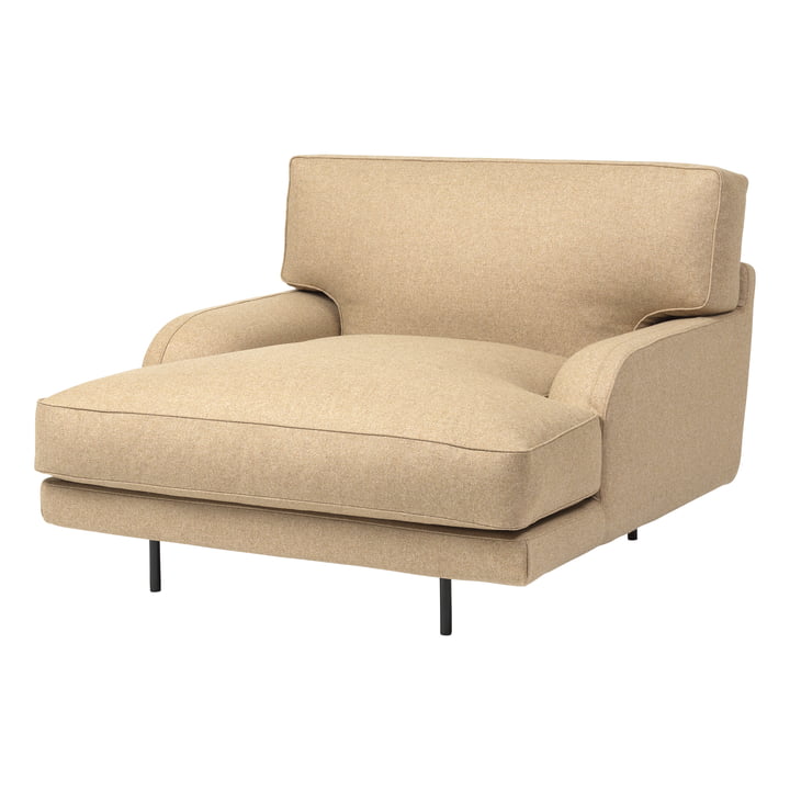 Flaneur Lounge Chair, cadre beige / noir de Gubi