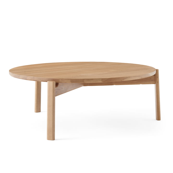 La table Passage Lounge de Audo en chêne naturel, Ø 90 cm
