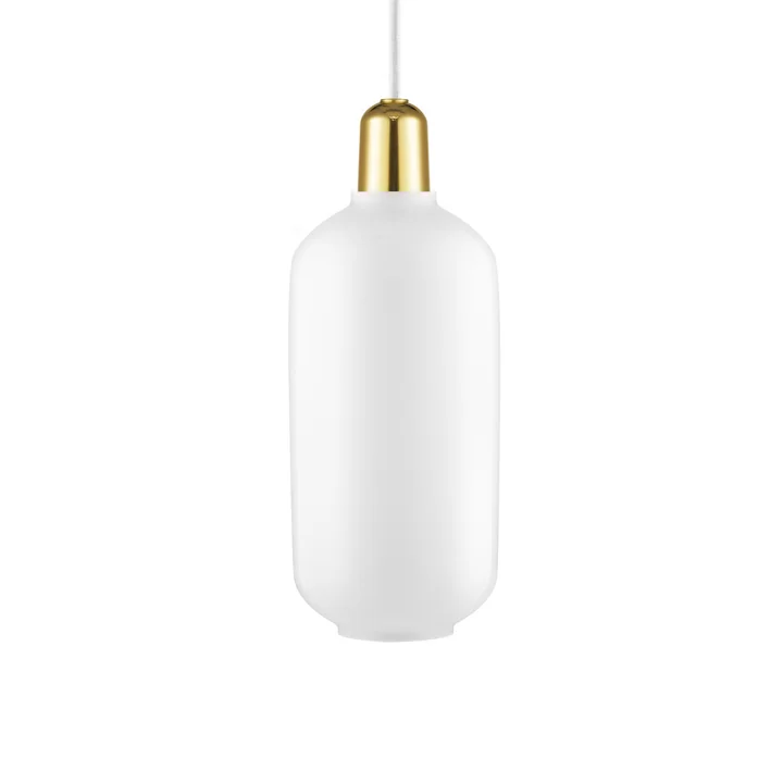 Le Amp suspension de Normann Copenhagen en large, blanc / laiton