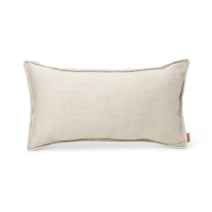 Le coussin Desert de Ferm Living en blanc cassé