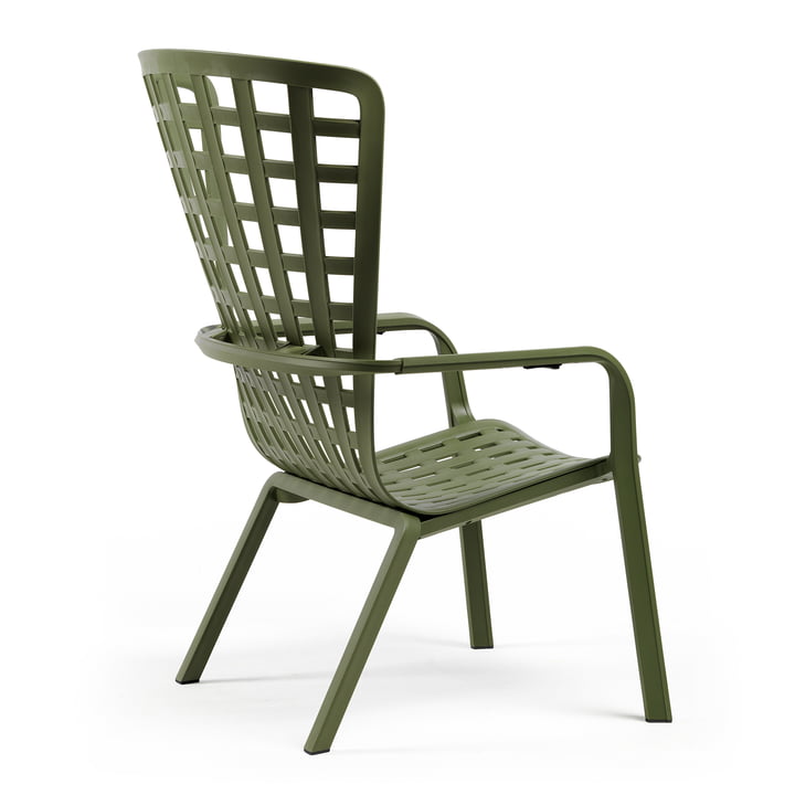 Le dossier enveloppant du fauteuil d'extérieur Folio de Nardi
