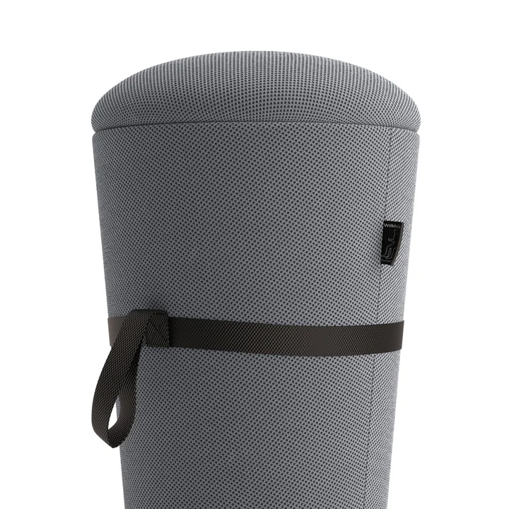Le tabouret ludique Stand-Up de Wilkhahn avec sa forme cylindrique