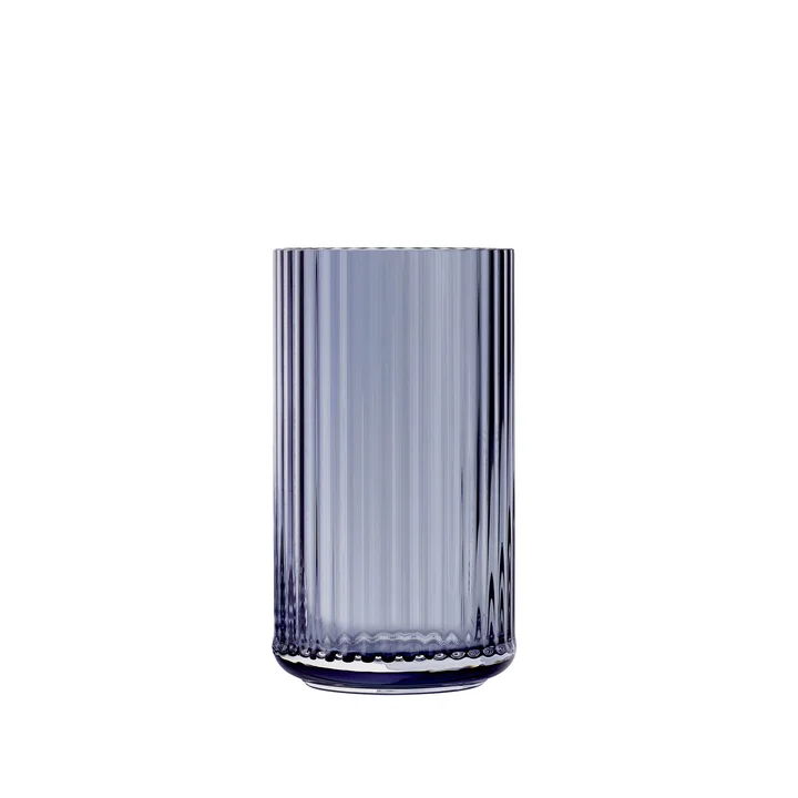 Vase en verre H 12,5 cm de Lyngby Porcelæn à midnight blue