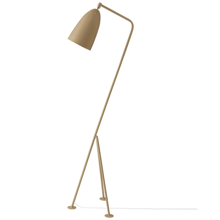 Gräshoppa Lampadaire GM1 de Gubi en marron olive