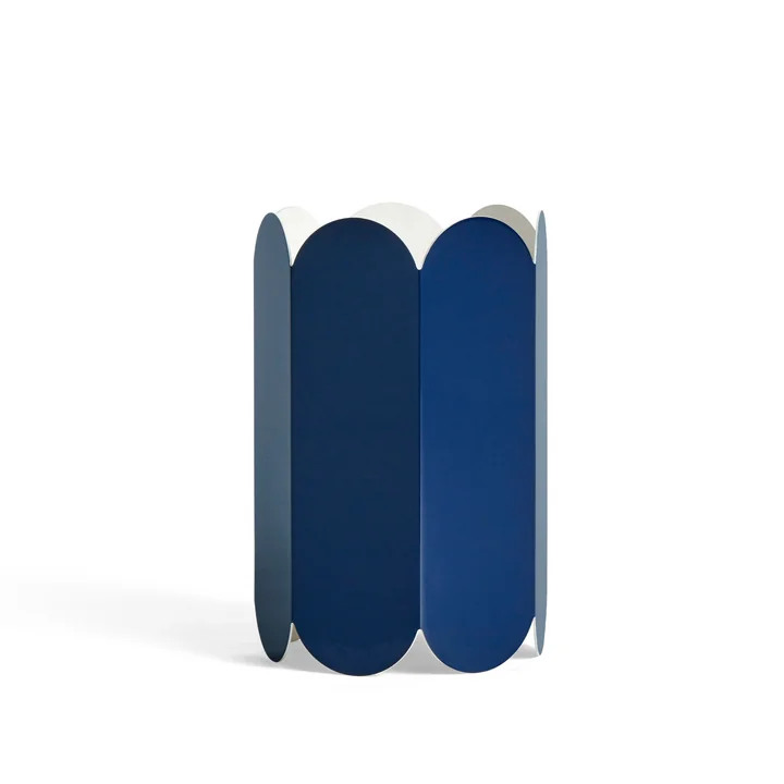 Arcs abat-jour Ø 20 x H 30 cm de HAY dans la couleur bleu cobalt