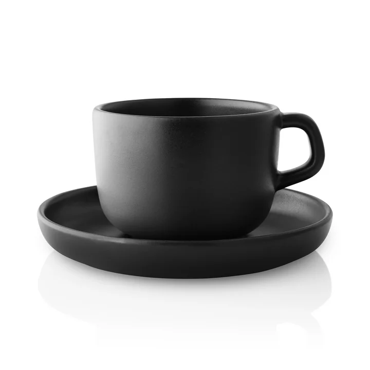 Nordic Kitchen Tasse et soucoupe de Eva Solo en noir