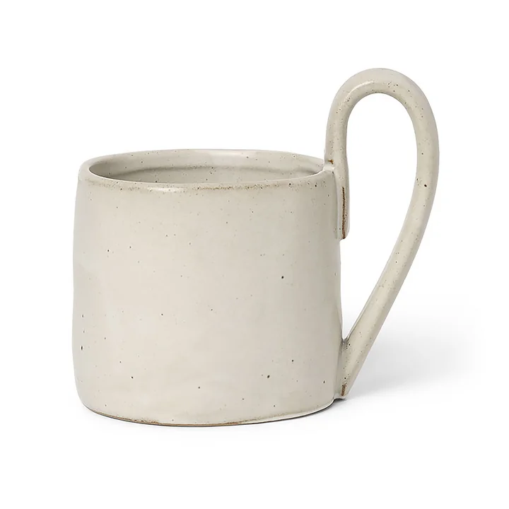 Flow Mug de Ferm Living en blanc cassé
