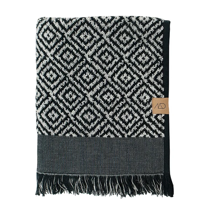 Morocco Serviette de bain 70 x 140 cm de Mette Ditmer en noir / blanc