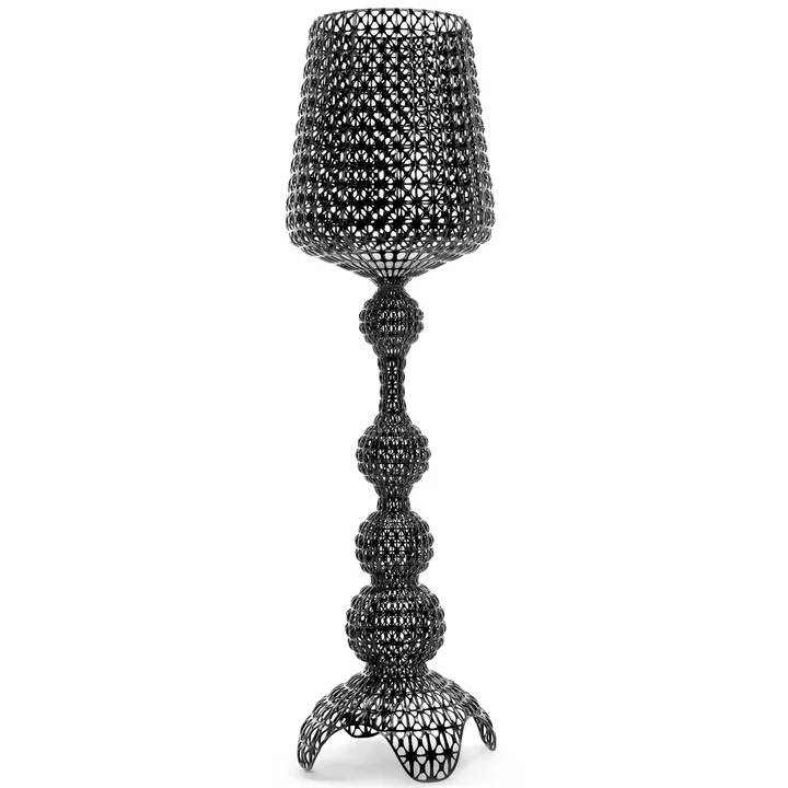 Le lampadaire LED Kabuki de Kartell en noir