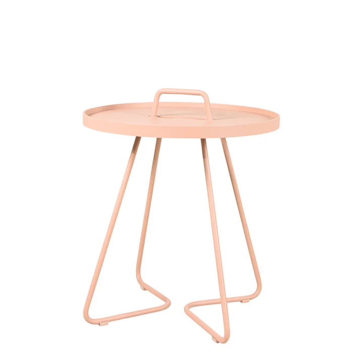 On-the-move Table d'appoint de Cane-line dans la couleur light rose