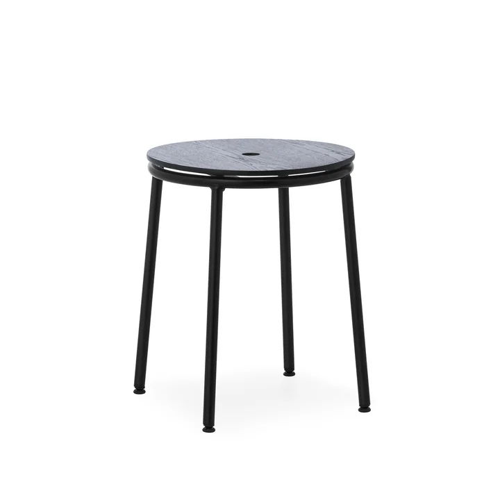 Circa Tabouret, chêne laqué noir de Normann Copenhagen