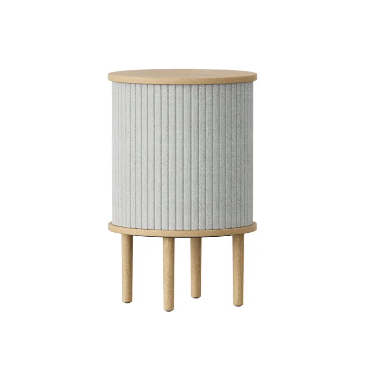 Audacious Table d'appoint avec connexion USB de Umage en finition chêne naturel / sterling