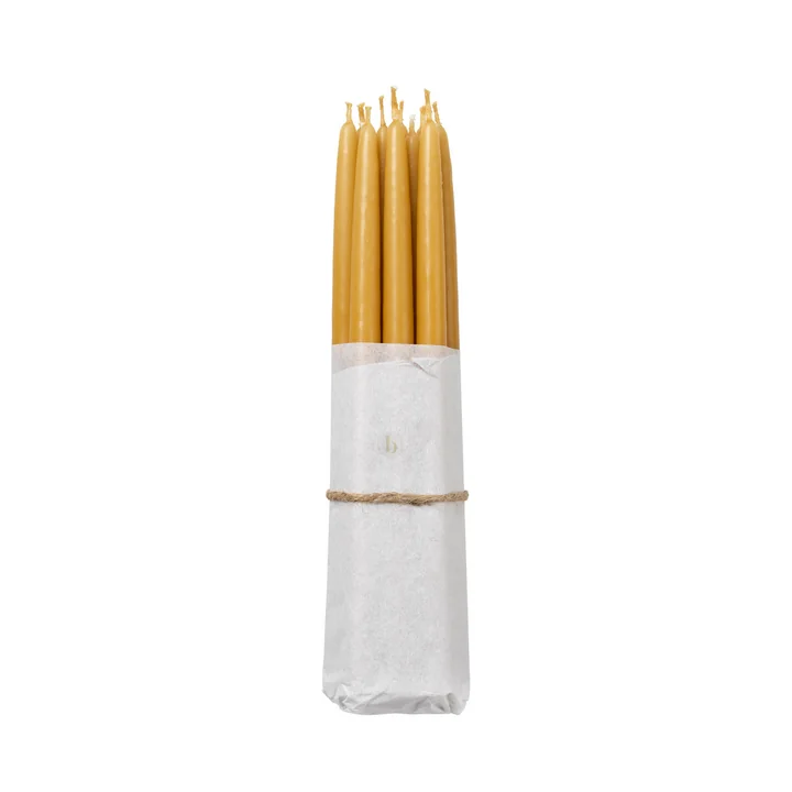 Tapers Bougies pointues trempées, Ø 1,2 cm, golden yellow (set de 10) de Broste Copenhagen